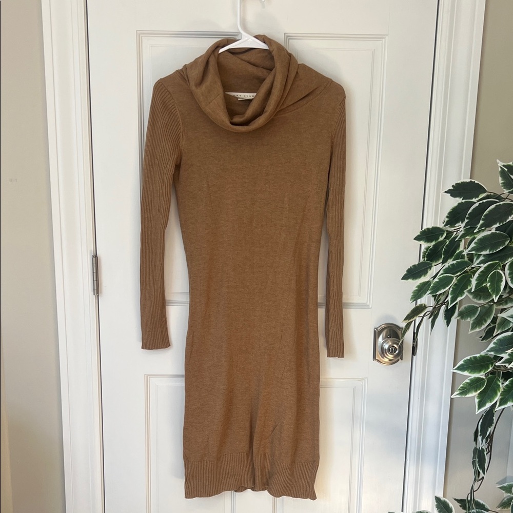 Max Studio Camel Knit Dress Size XS